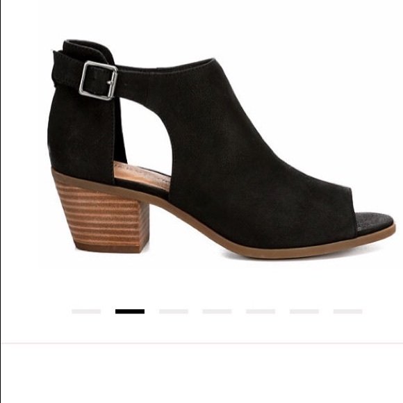 Lucky Brand Barimo Black Open Toe 